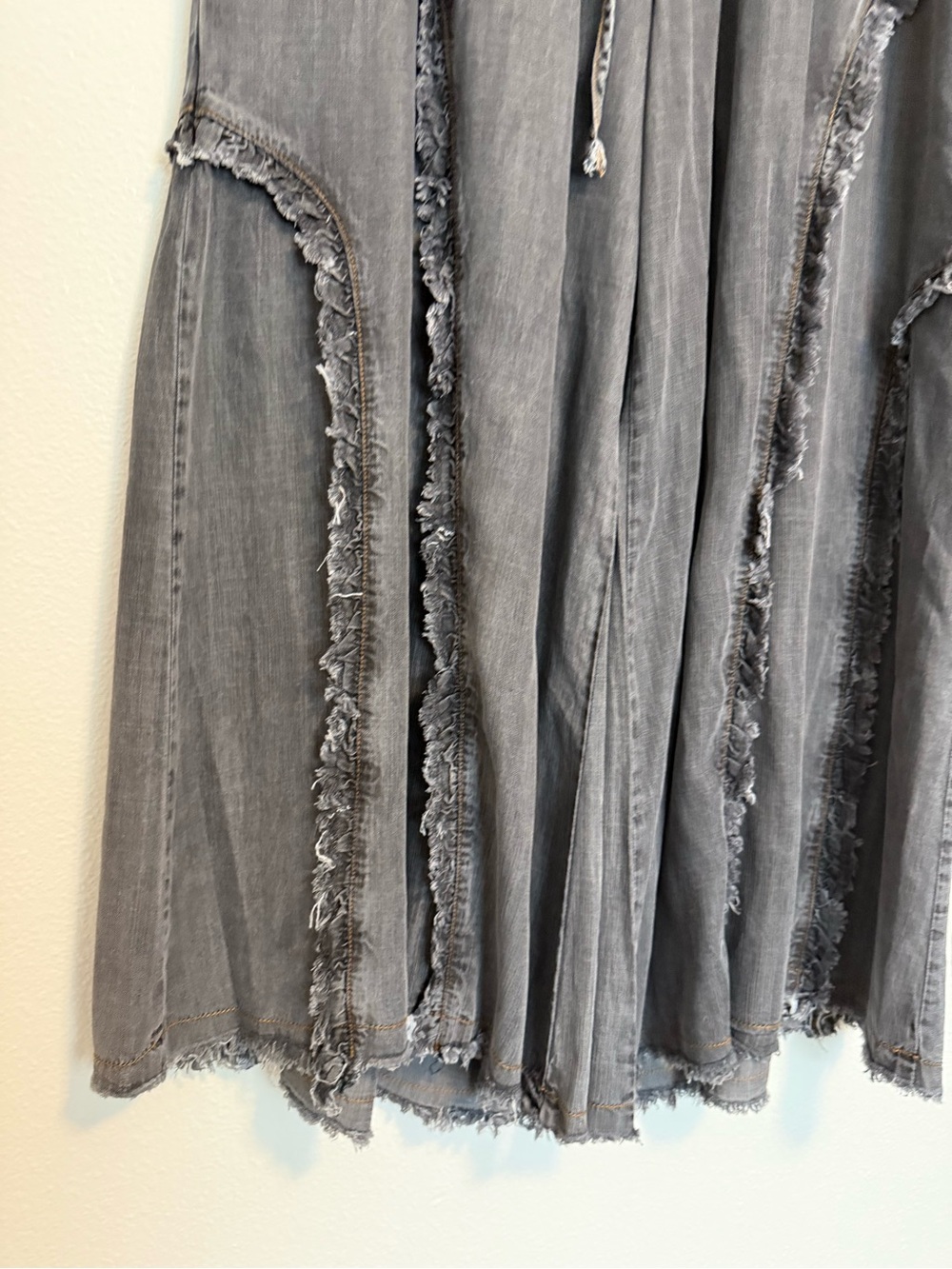 Easel - Washed Distressed Drawstring Elastic Waist Gray Grey Wide Leg Pant - 1X - Picture 13 of 14